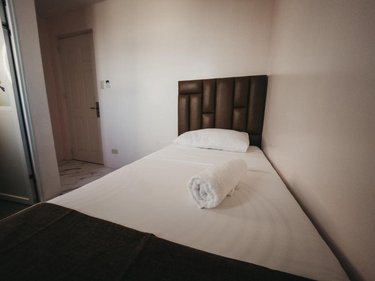 La Choeben Suites Calbayog Exteriér fotografie